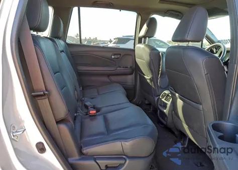 2021 Honda Passport Exl z USA, uszkodzony, nr VIN 5FNYF7H51MB008416